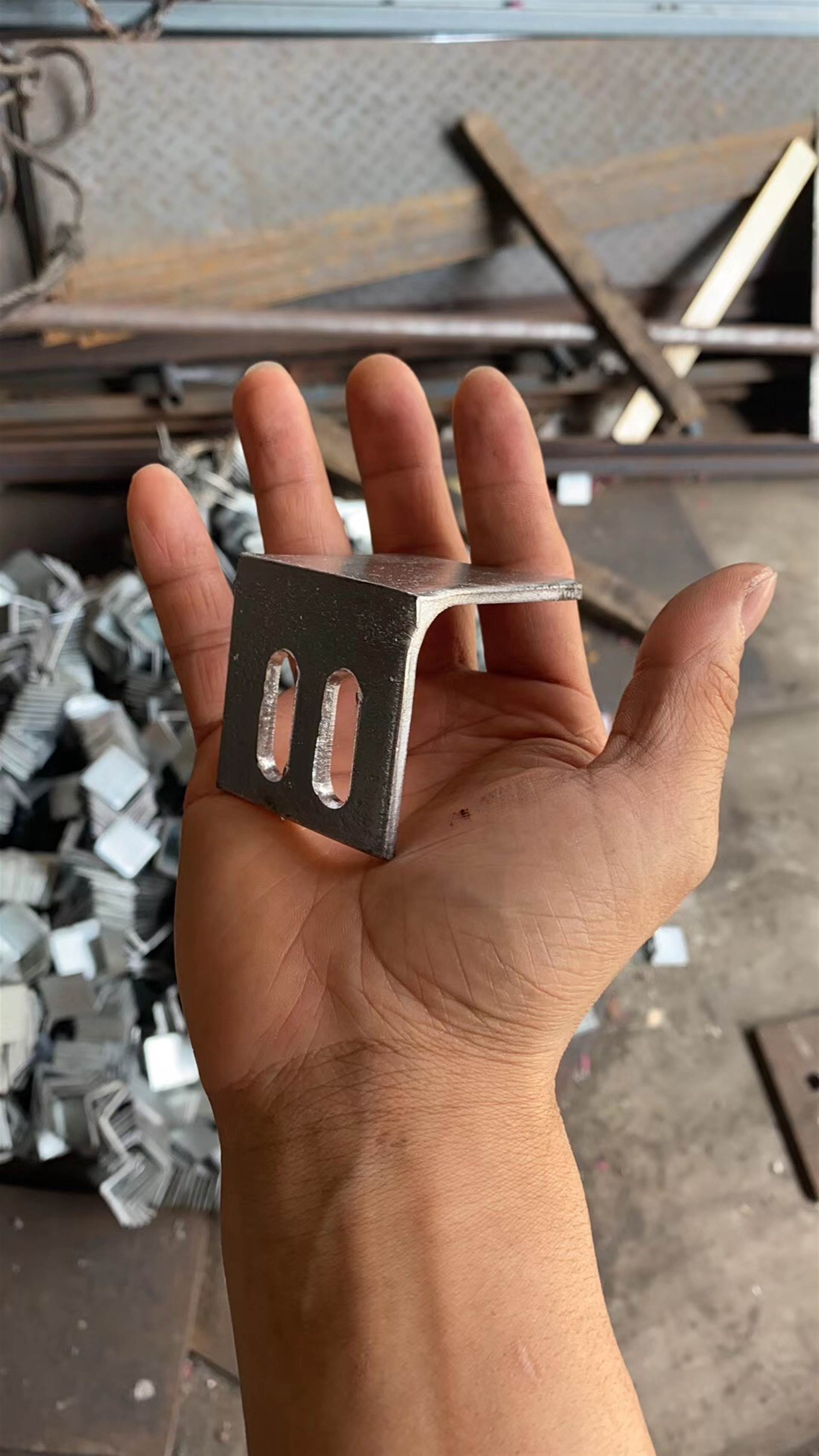 加工厂可按客户需求加工定制各种钢材规格尺寸钢材加工来料加工钢板