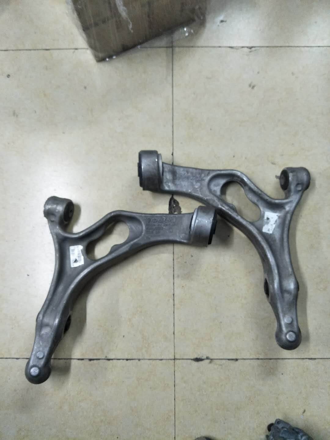 奥迪q7摆臂 上摆臂 下支臂 原装拆车 二手配件 质量保证