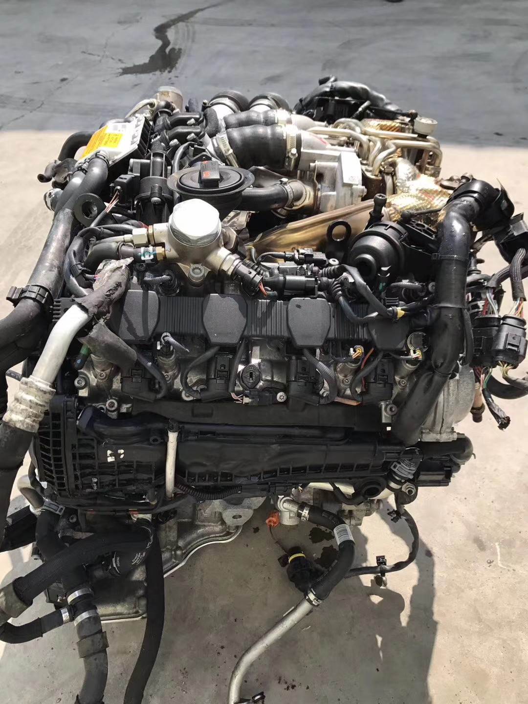 宾利6.0t发动机 飞驰 gt 暮尚 添越 进口拆车件 宾利发动机配件