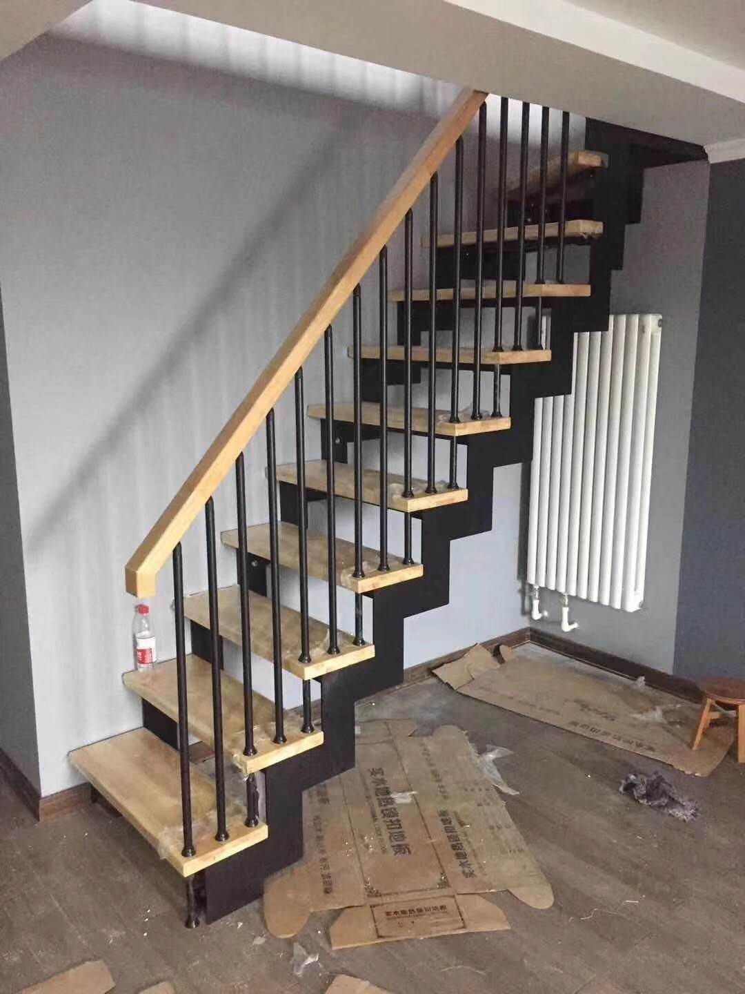 霸州厂家 钢木楼梯 z字形 双梁楼梯 现代简约 别墅复式楼梯