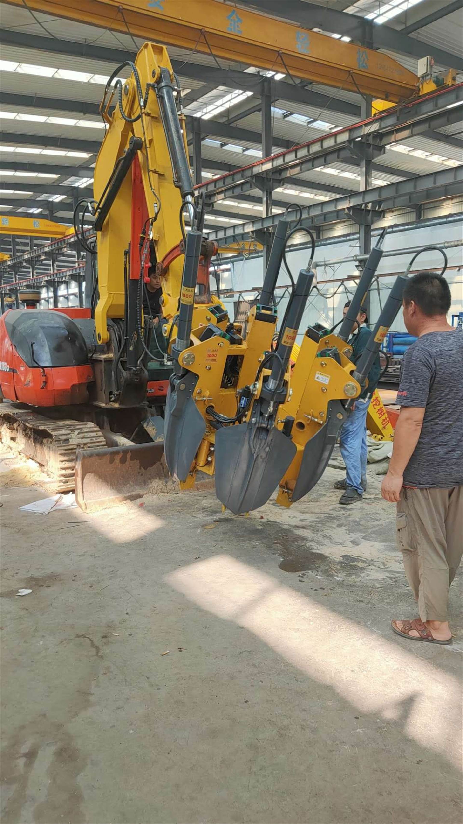 移树机挖树机6吨挖掘机改装大小臂配四瓣式六瓣式移树机头挖树机