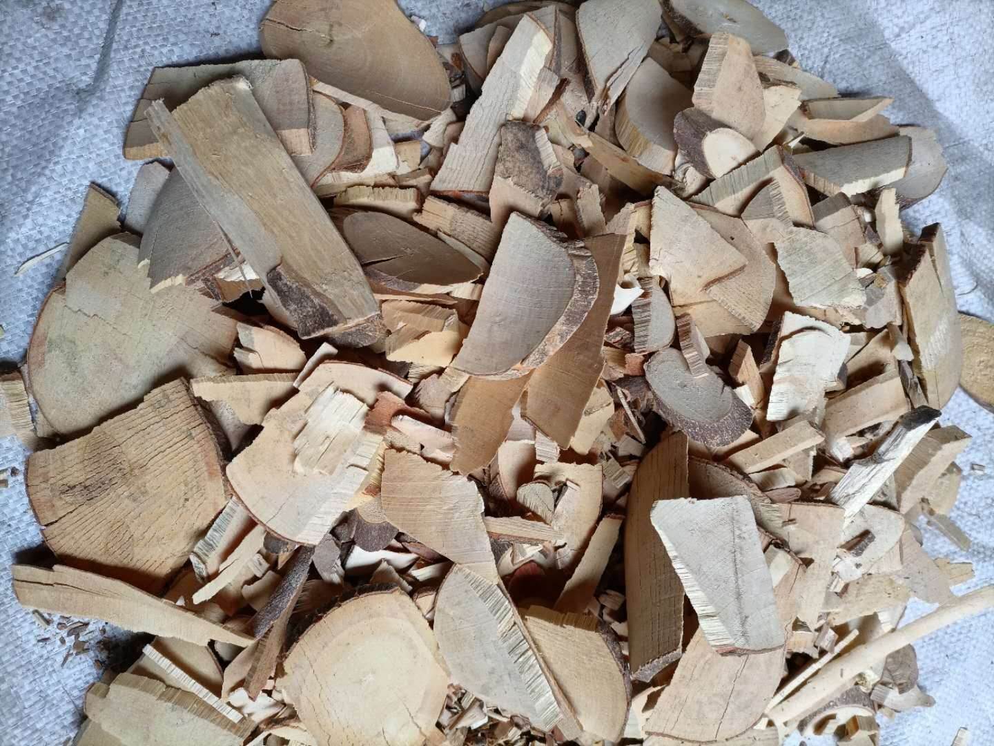 【拼音名】yàn mài cǎo【别名】乌麦(《埴物学大辞典》),野麦草