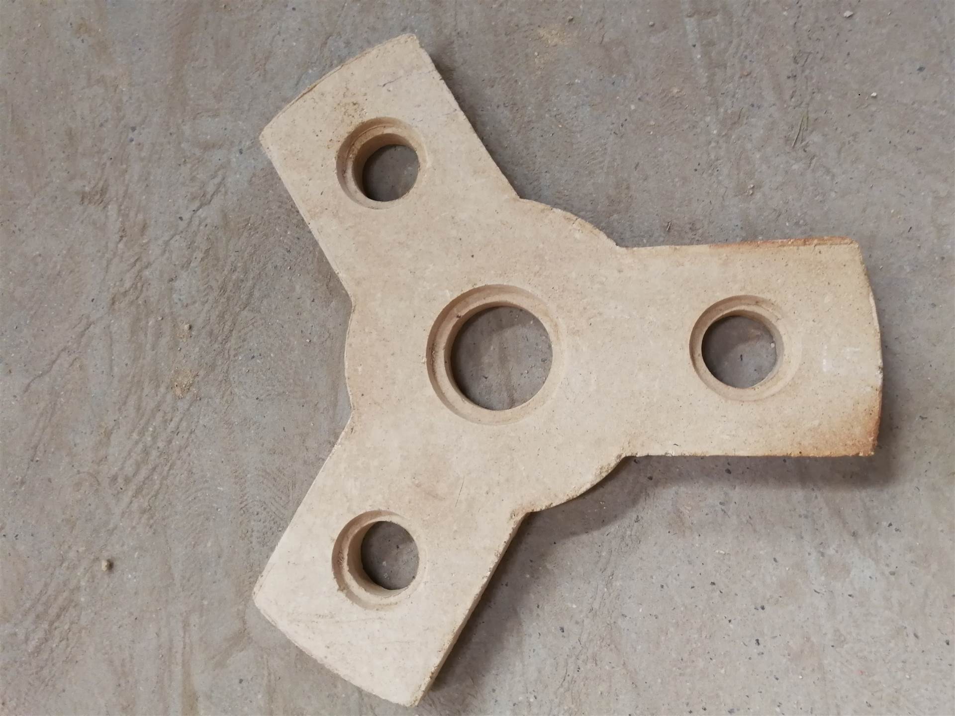 灰铸铁铸造用耐火材料浇口