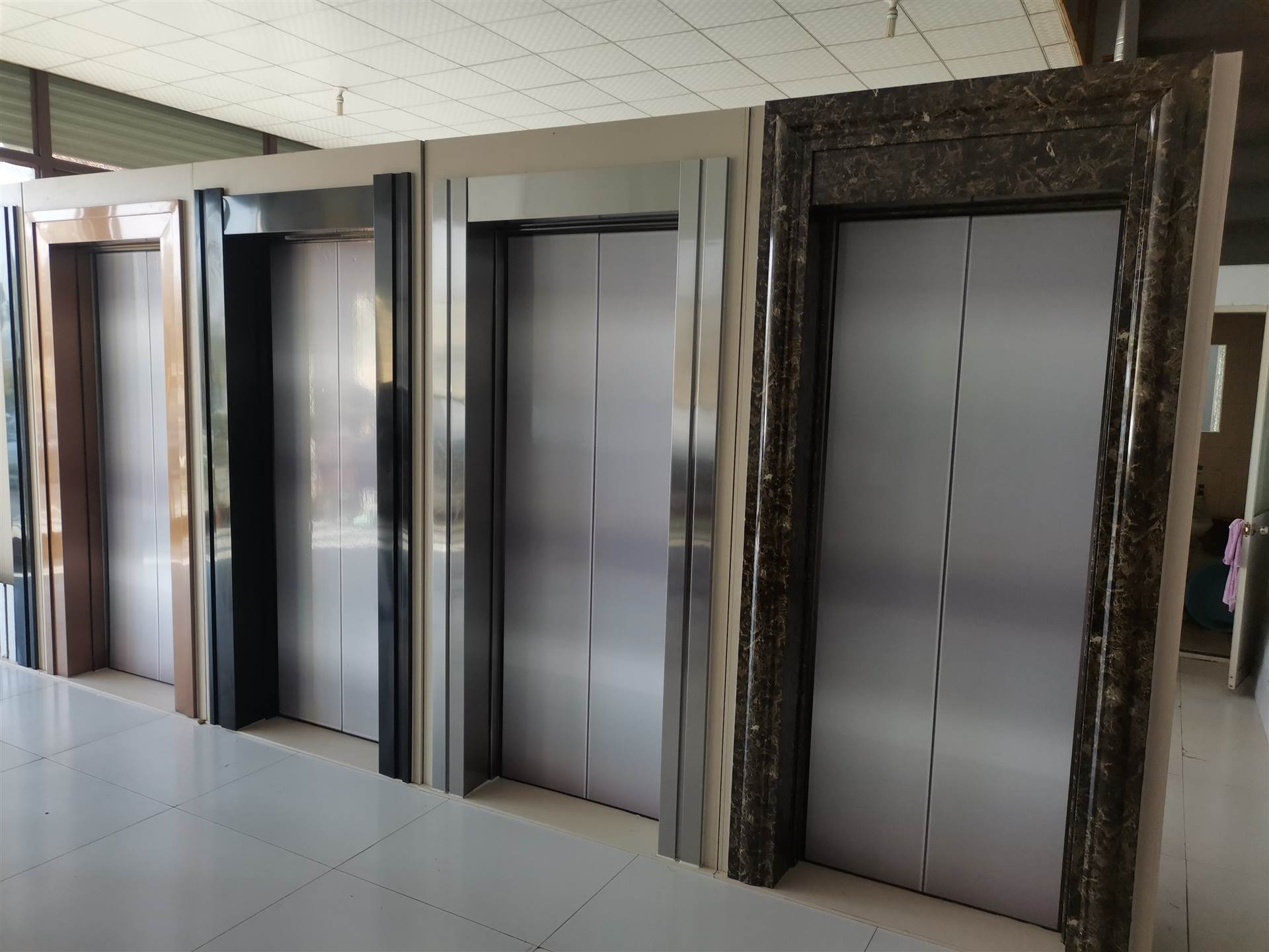 不锈钢电梯套厂家 锌合金电梯套厂家