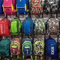 韩版中学生双肩包 旅游休闲登山包 高中生校园风电脑背包批发