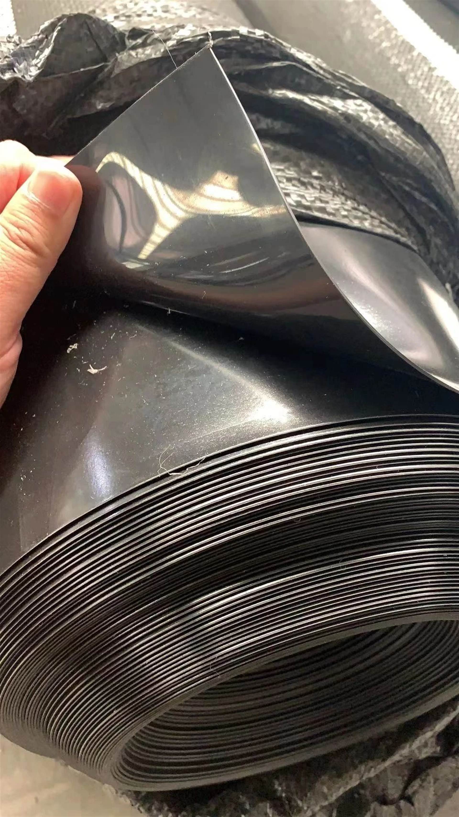 河北水库漏水防渗膜供货厂家 0.8mm蓄水池防渗膜价格