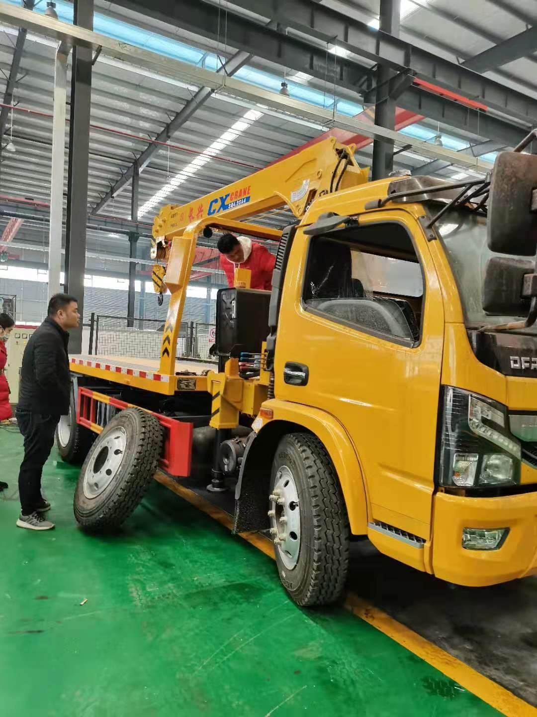 带吊清障车国六东风凯普特k8带吊机清障车图片