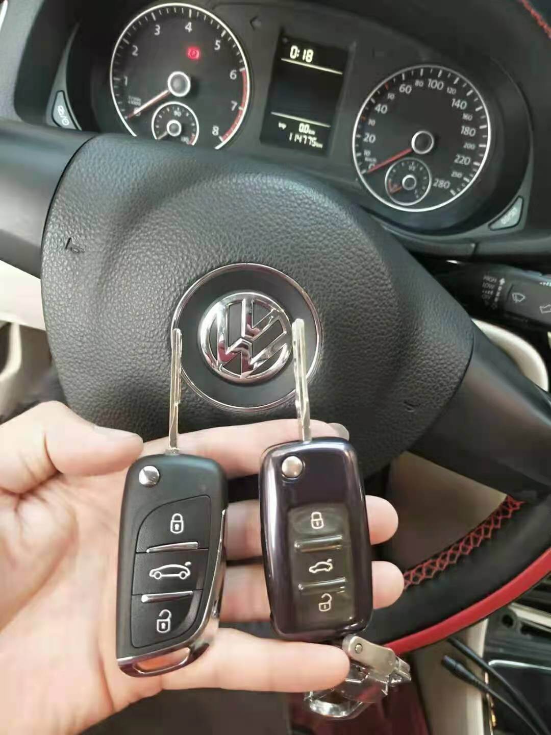 义乌配汽车钥匙开汽车锁义乌车锁提供配钥匙