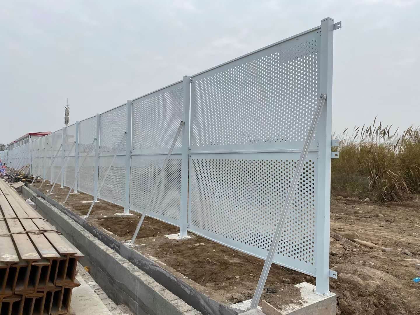 深圳冲孔围挡批发 围挡安装报价