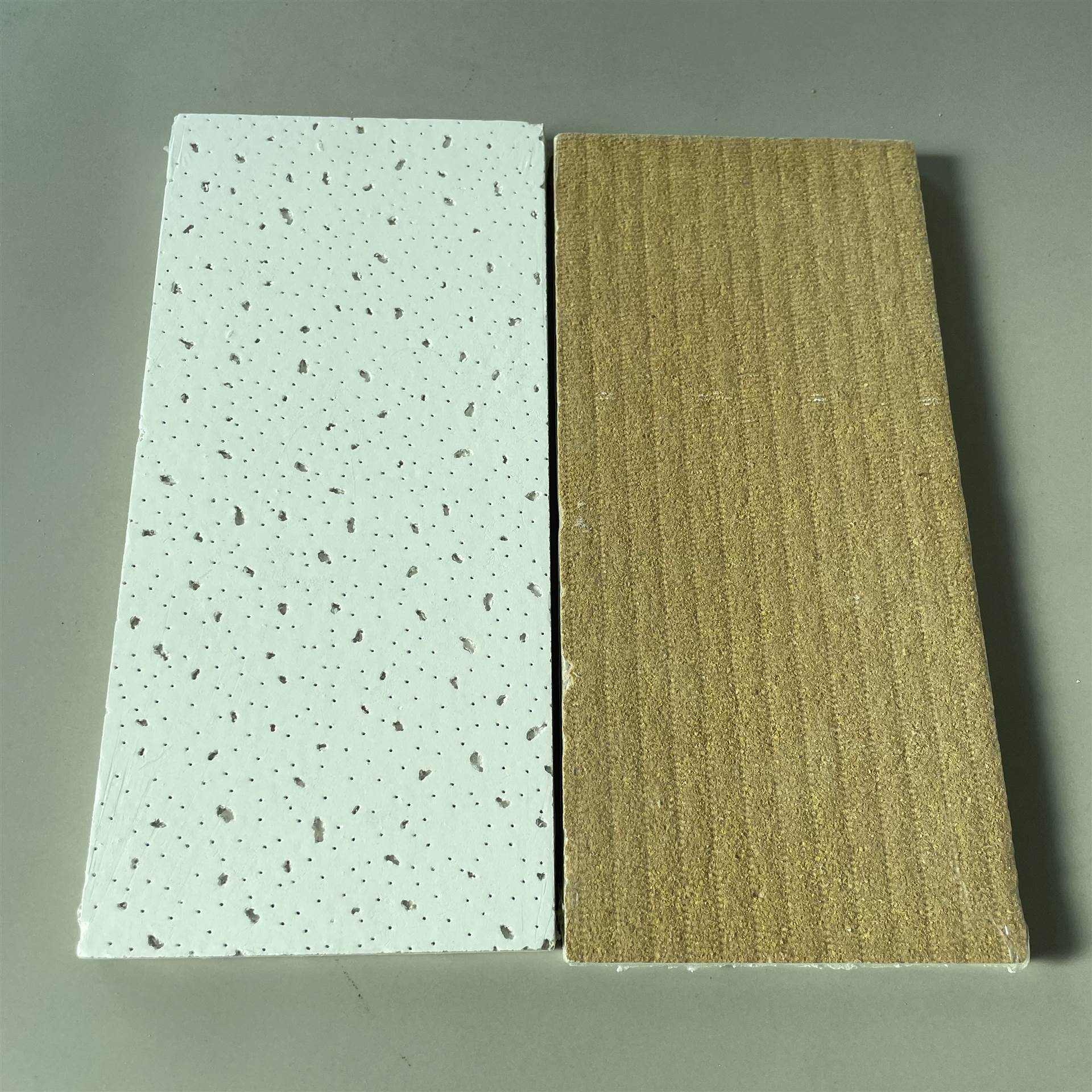 生产防潮隔热矿棉板高级工程板厂家