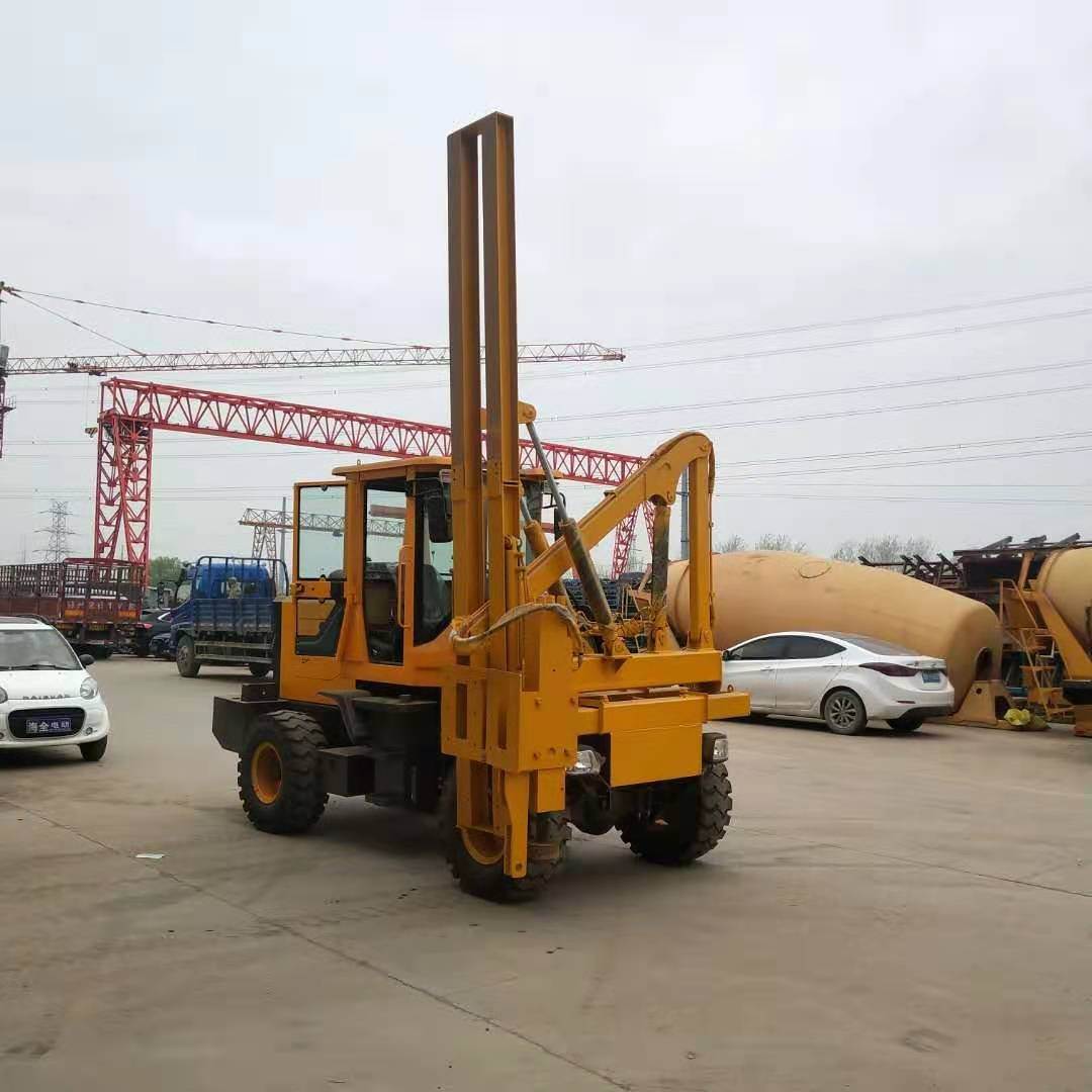 四驱四轮液压护栏打桩机小型柴油打桩机护栏打桩机价格