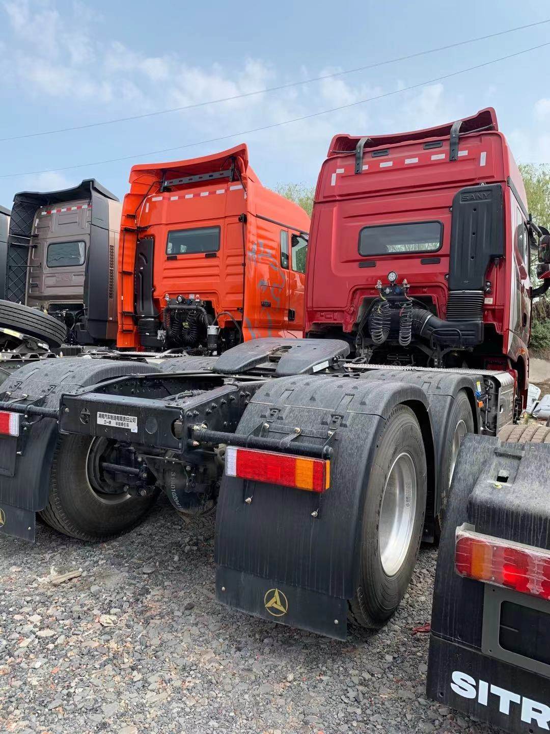 汕德卡牵引车头办理全国分期付款国五排放远正汽贸