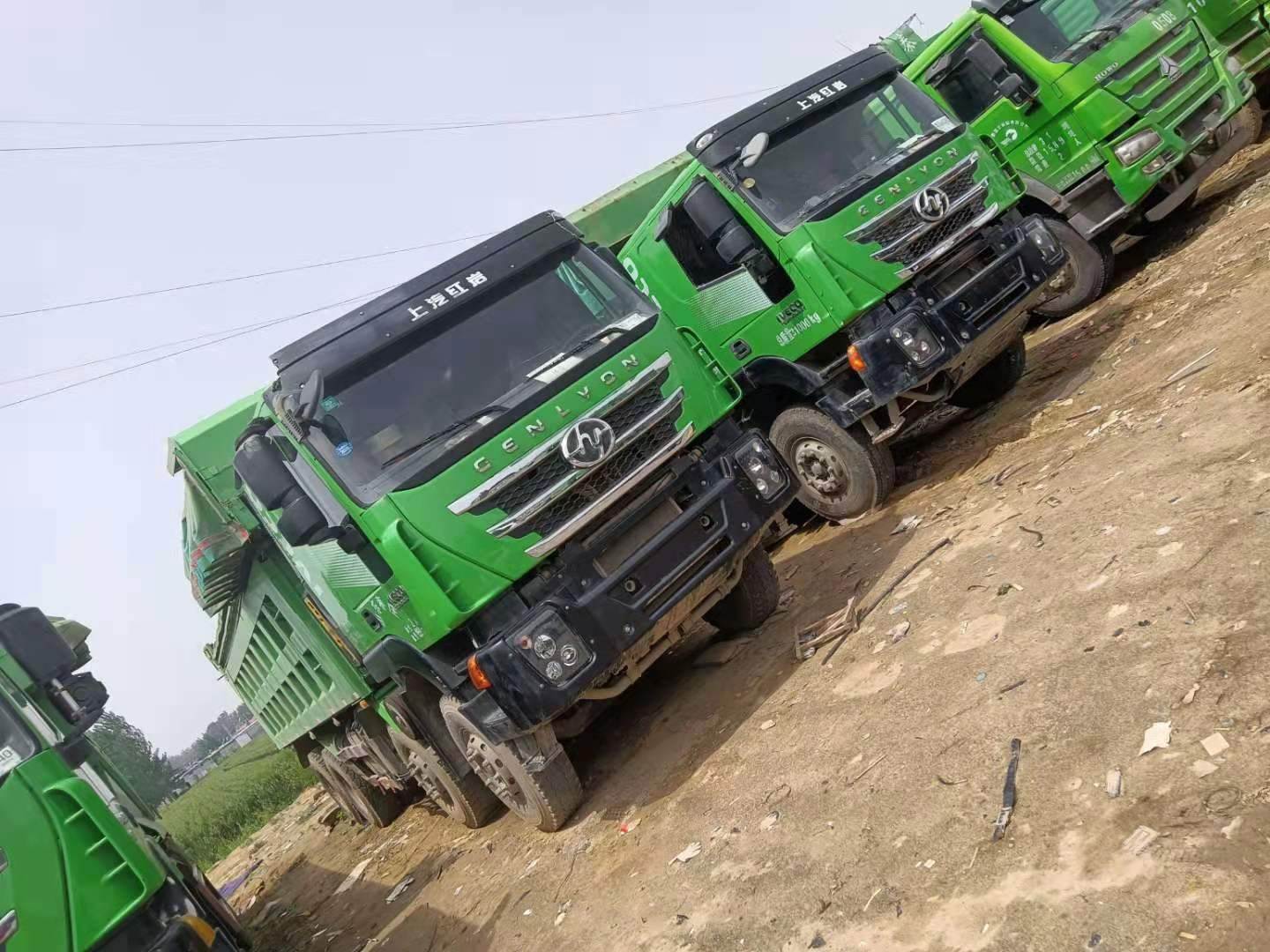 二手自卸车工程车渣土车后八轮前四后八自卸可分期