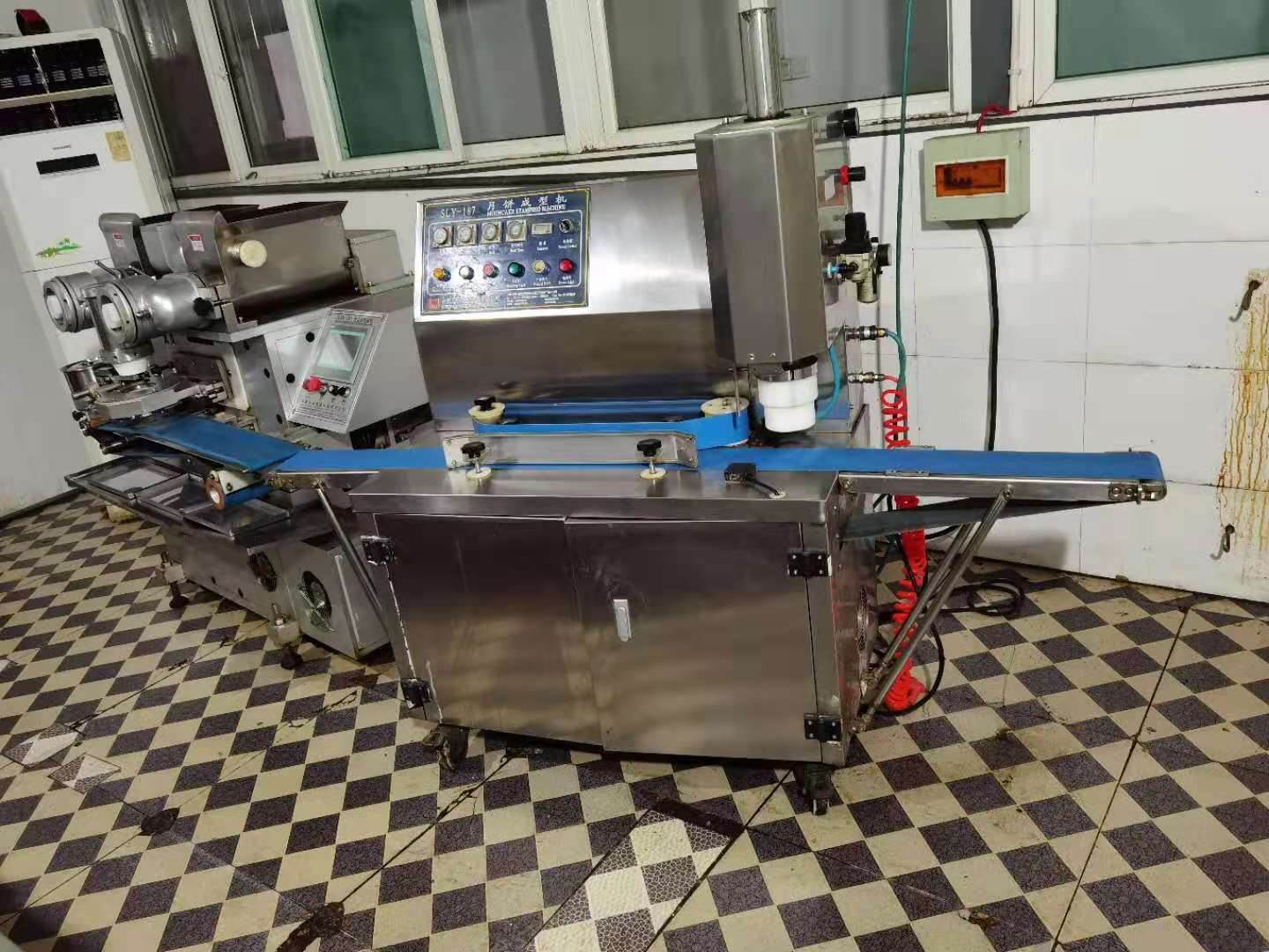 回收月饼机器设备 回收月饼包馅机 回收月饼成型机 回收酥饼机