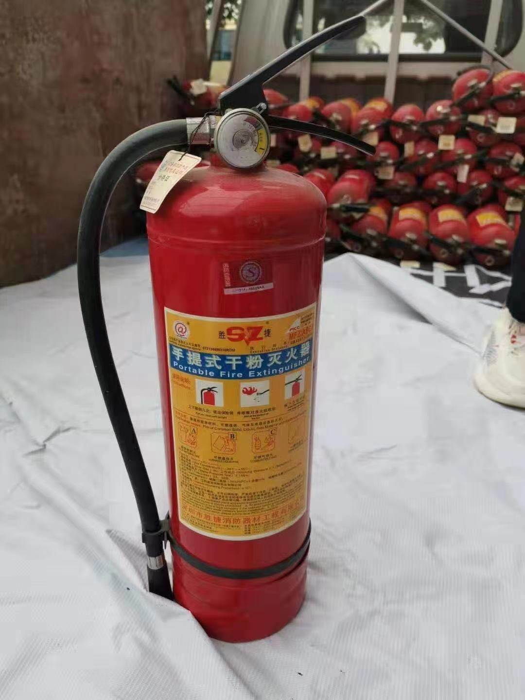 广州悬挂式干粉灭火器回收 2021下半年灭火器回收行情报价
