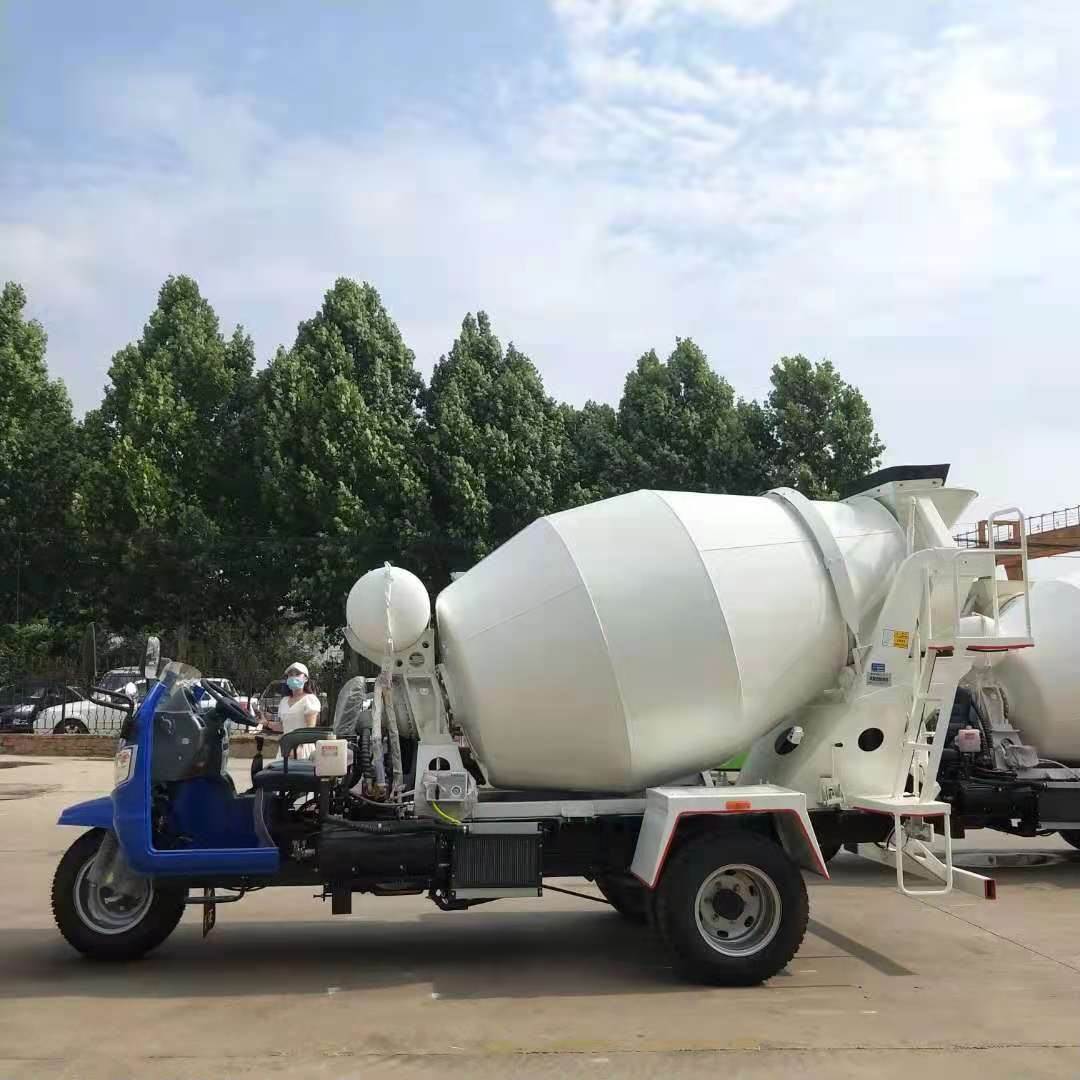 厂家供应三轮水泥搅拌车2方三马子搅拌车三轮小型搅拌车