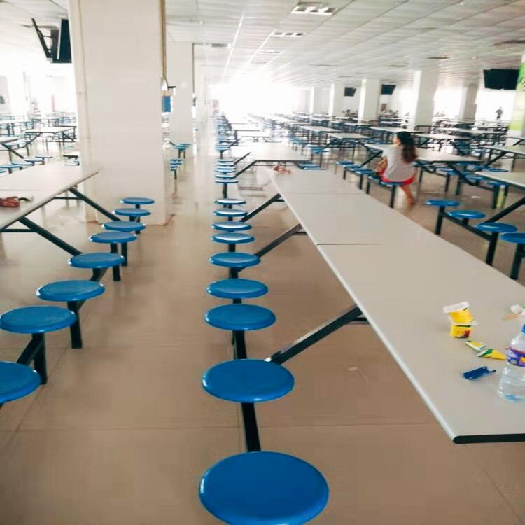 厂家生产 河北食堂餐桌椅价格 连体餐桌椅 员工餐桌椅 款式多样