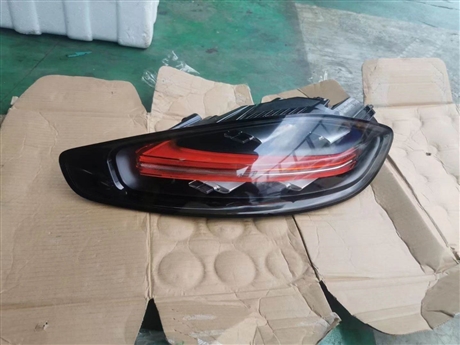 718二手尾灯 982敞篷跑车 原厂尾灯