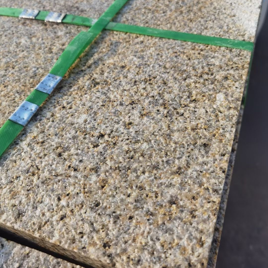 黄锈石 黄金麻火烧面 荔枝面毛板 3公分厚地铺墙面定制 山东厂家