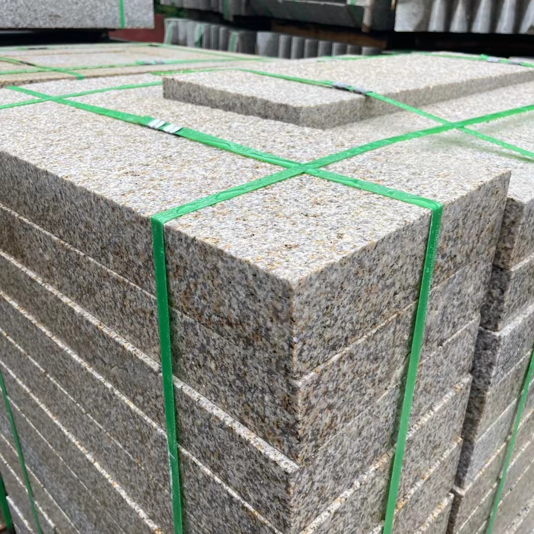 汶上锈石厂家价格黄锈石外墙白锈地铺广场荔枝面干挂幕墙贴板