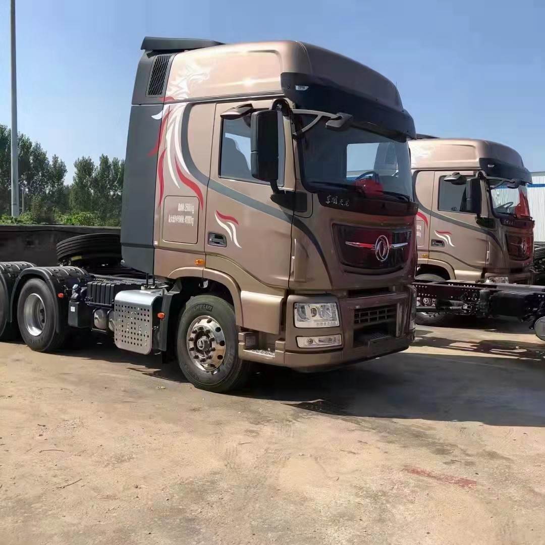 东风天龙旗舰 新车汽贸促销