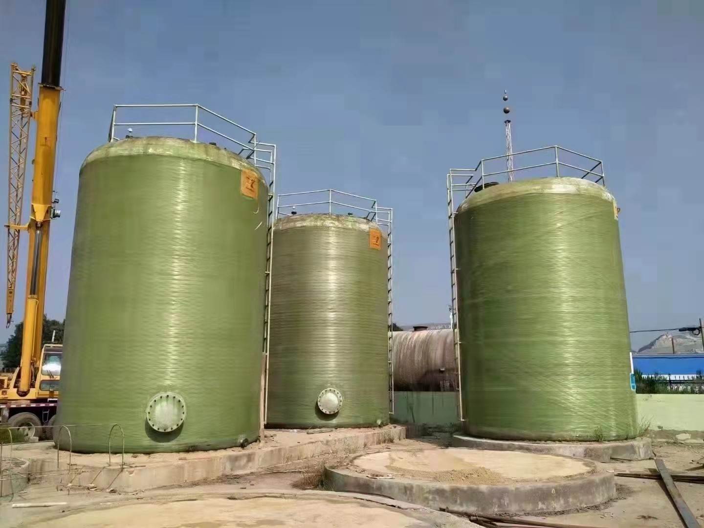 二手玻璃钢储罐出售二手玻璃钢储罐可定制玻璃钢储罐价格厂家供应