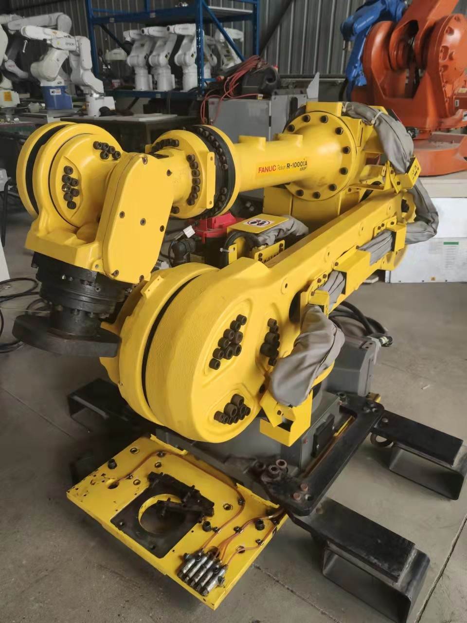 发那科点焊机器人型号1000ib100f准新机