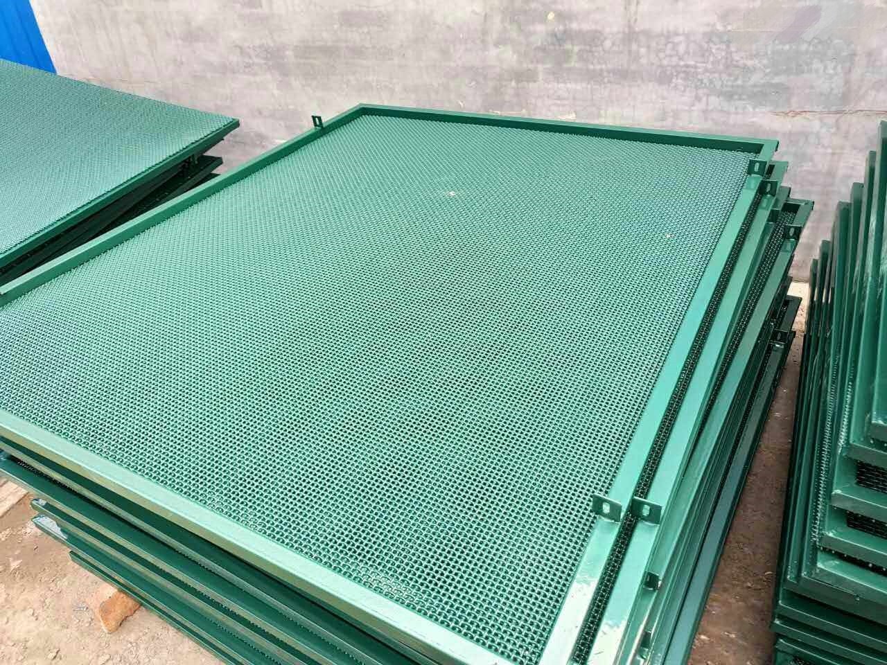 铁路桥梁防抛网编制55mm网孔防落网182米尺寸热镀锌加浸塑双防腐工