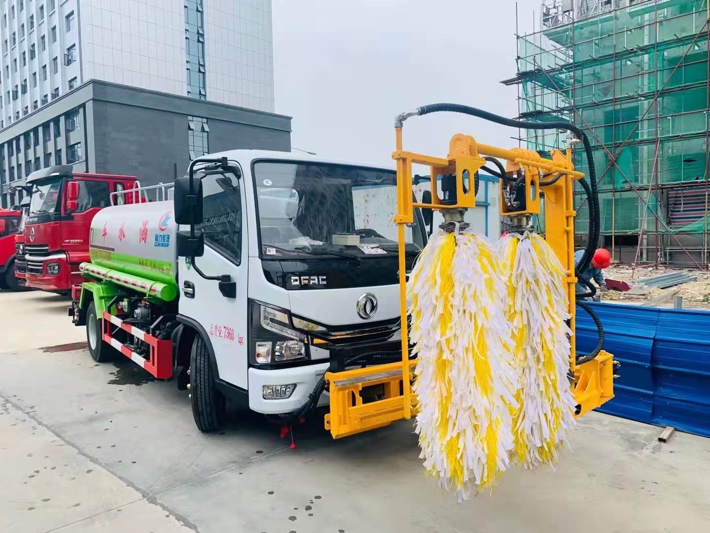 护栏清洗机加装清洗机