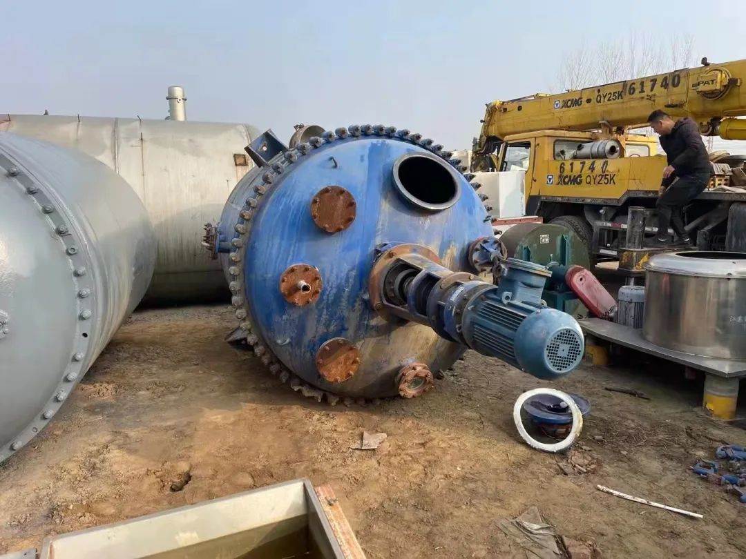 二手搪瓷反应釜，出售5000L中国太极产搪瓷反应釜