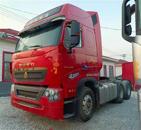 金标豪沃460马力牵引车头