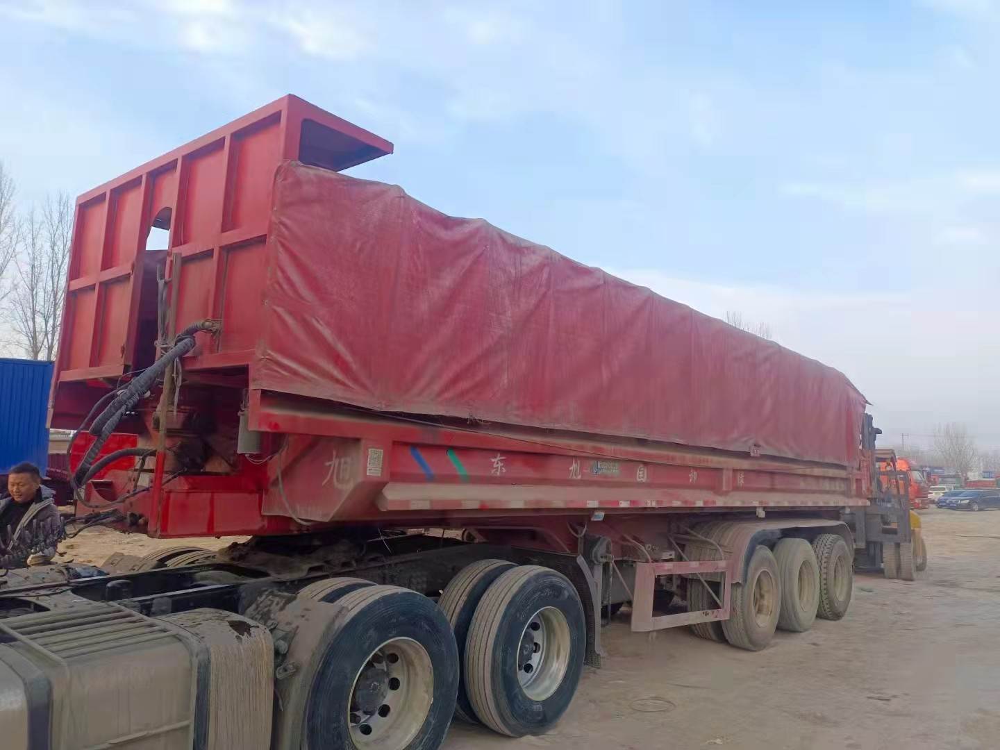 10米一体式后翻半挂车