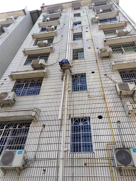 义乌外墙水管安装改装维修 东阳修理外墙雨水管落水管