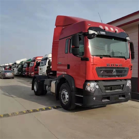 库存豪沃tx单驱4x2牵引车