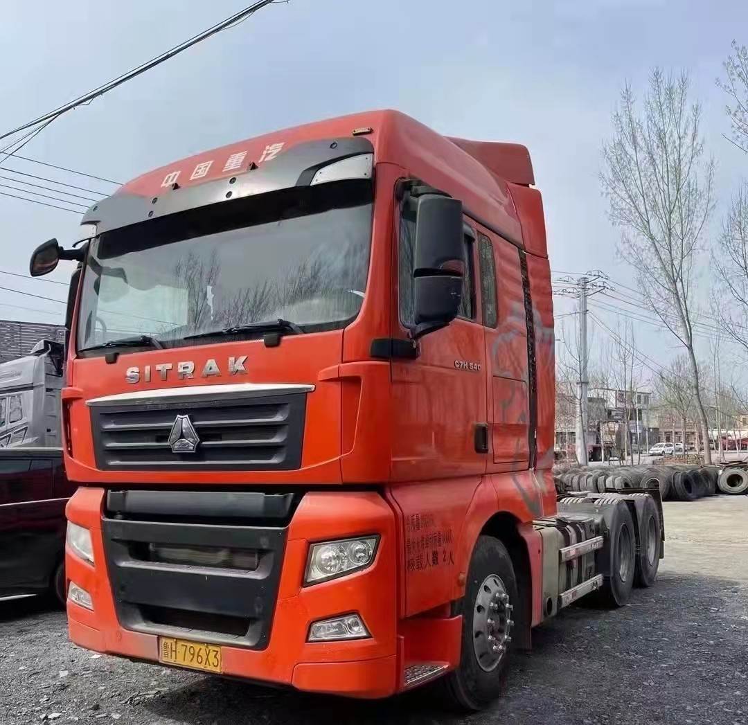 汕德卡540马力带液缓牵引