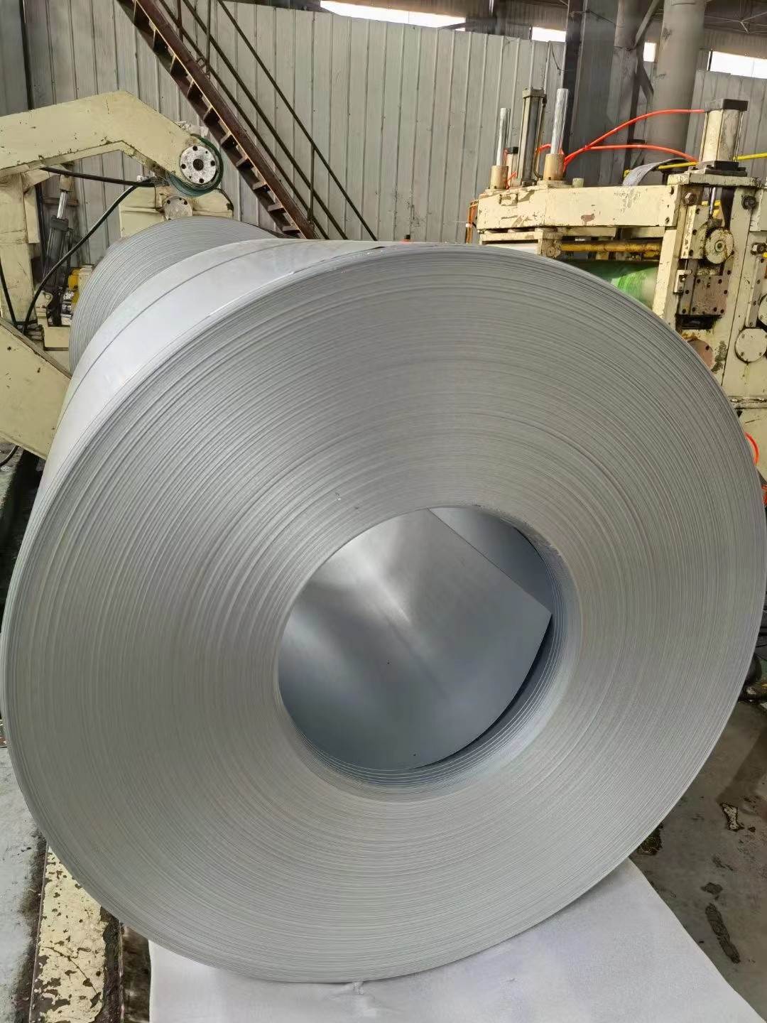 2*1250*c s350gd z450烨辉热镀锌板卷