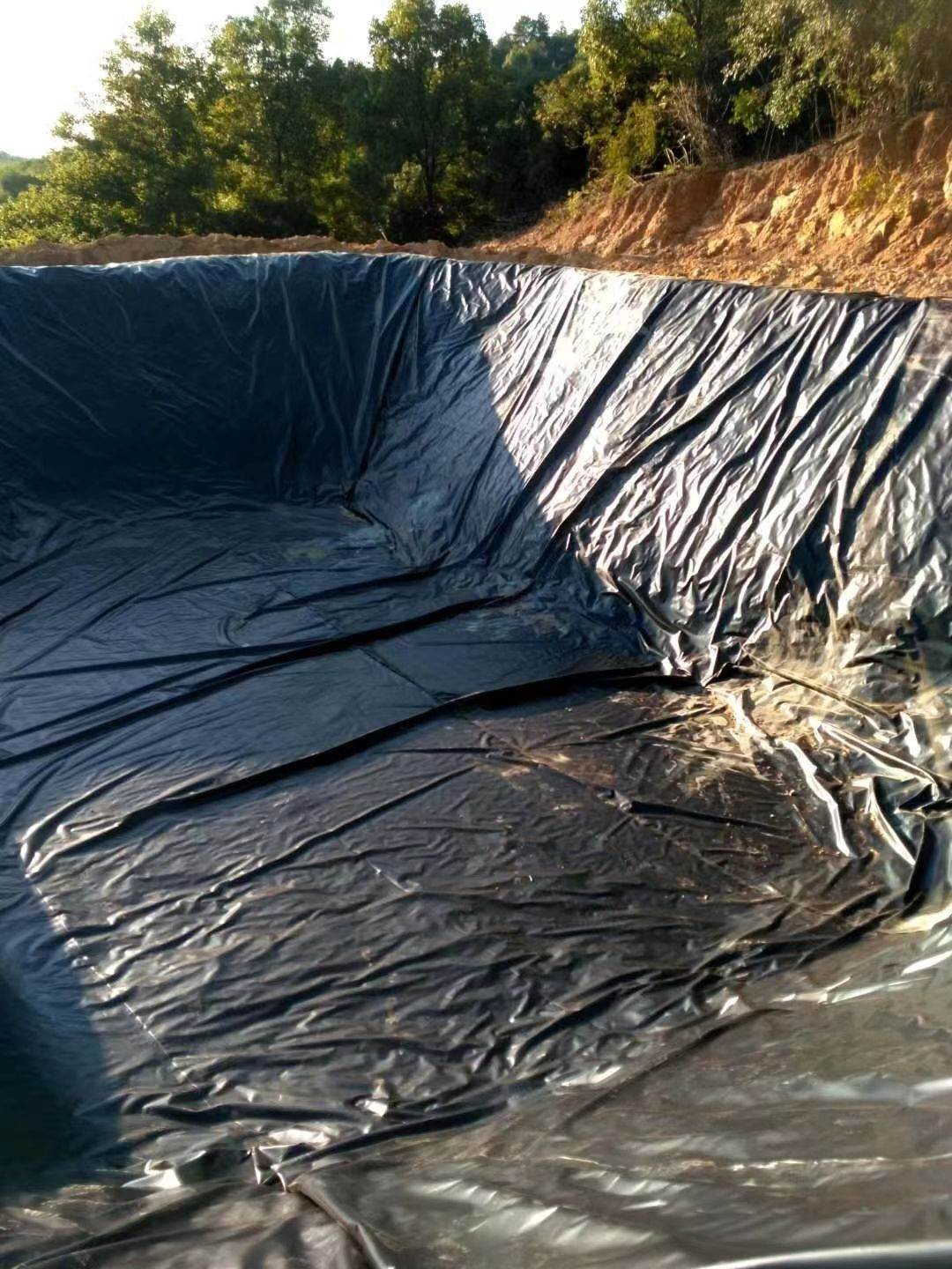 75mmhdpe防渗膜铺设施工_搜了网