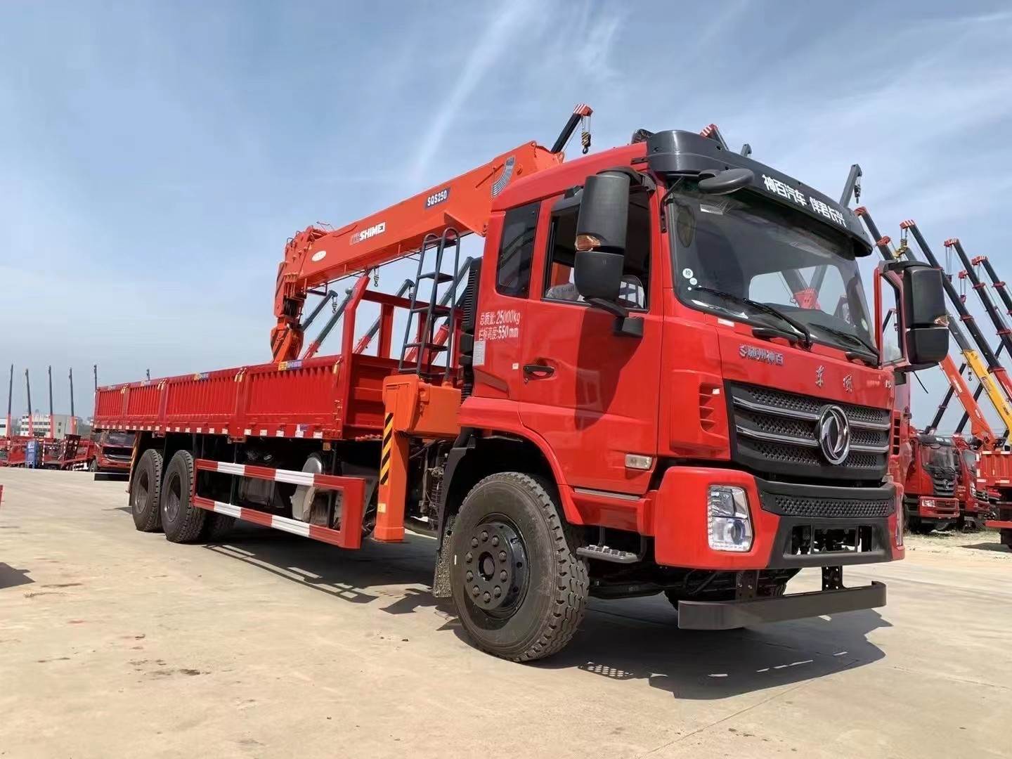 陕汽翼6后八轮随车吊 石煤12吨5节臂 二节臂单出