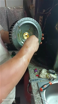 东阳油烟机维修拆装清洗 安装通风机哦  家电维修煤气灶维修