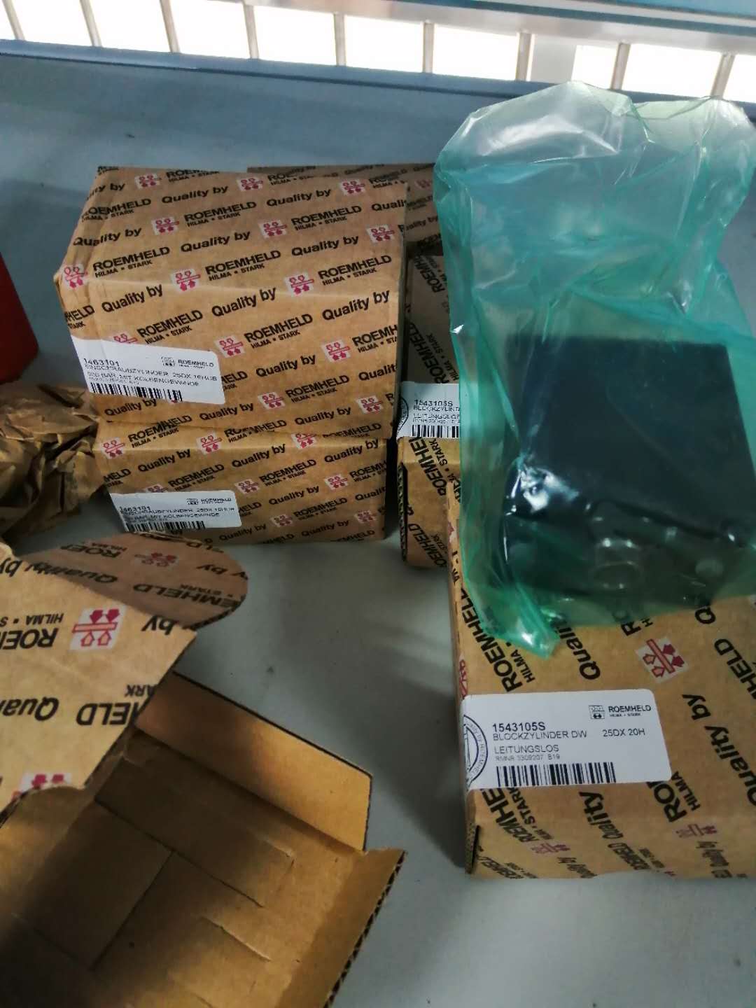 SCHUNK 雄克张角式平动机械手GAP 20-090