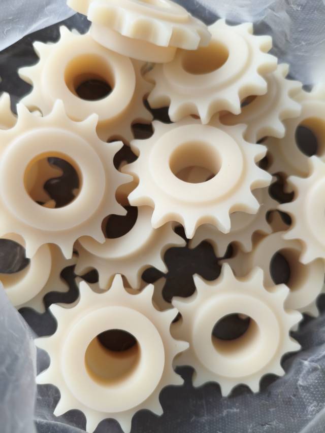 尼龙齿轮定制加工