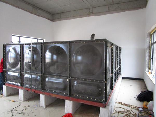 天津搪瓷钢板水箱厂家 镀锌钢板水箱型号价格 移装更方便