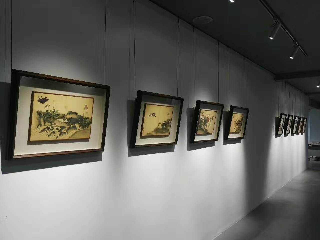 重庆水粉画装裱 重庆字画装裱厂 点击进来获取价格