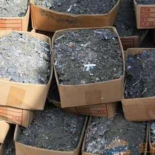 与稀硫酸不反应,与浓热硫酸反应生成硫酸锡(iv);与浓热硝酸生成β-锡