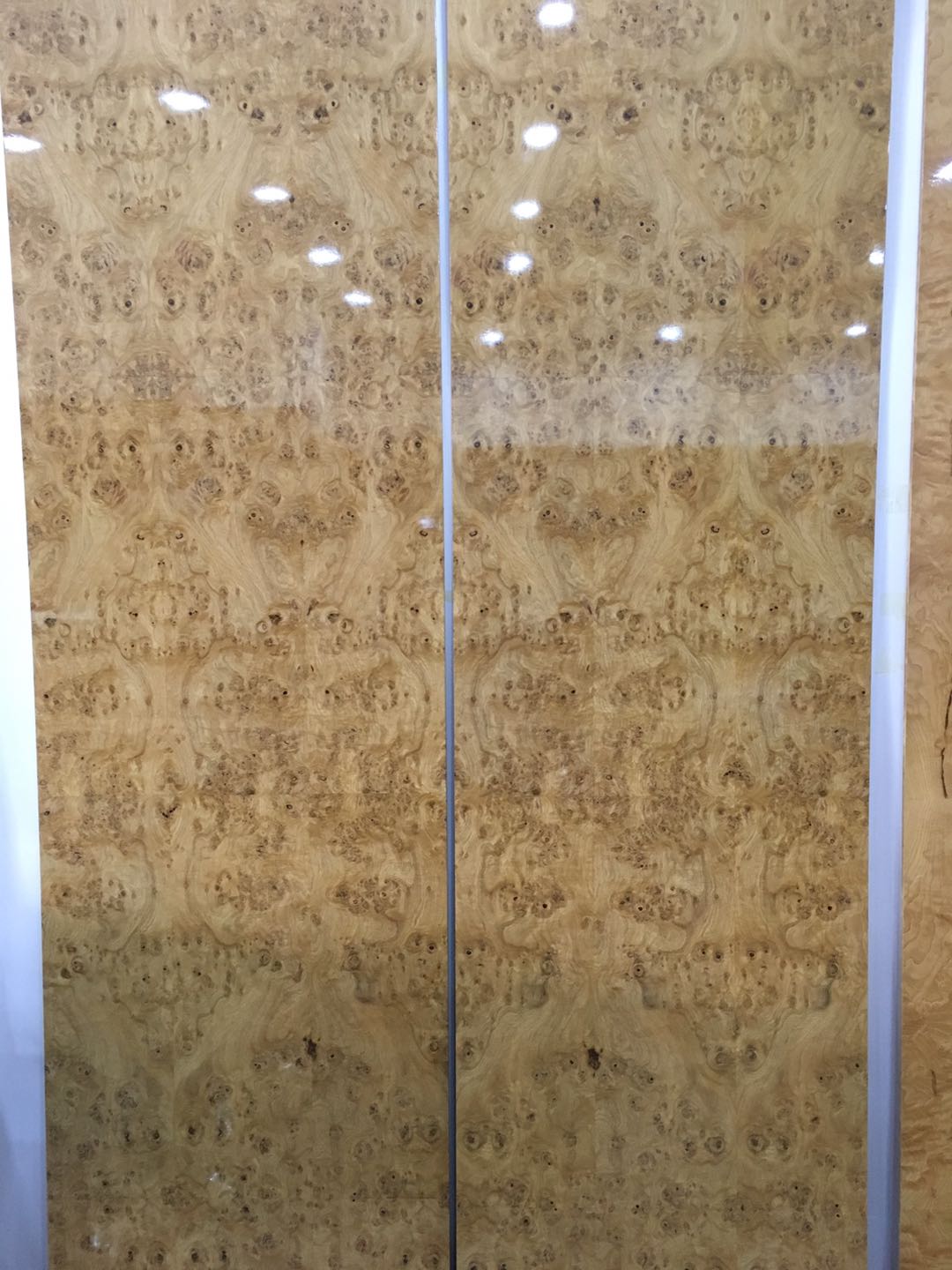 郑州木饰面板价格秋香木欢迎来电垂询