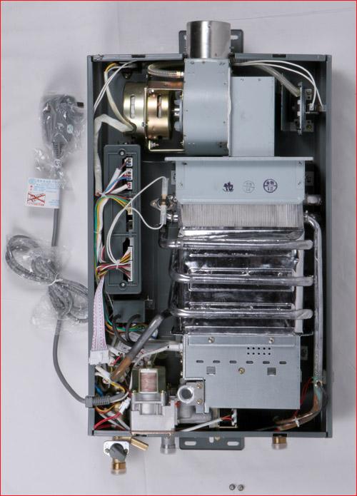 南宁市热水器维修电话 维修热水器服务 收费合理 有保障