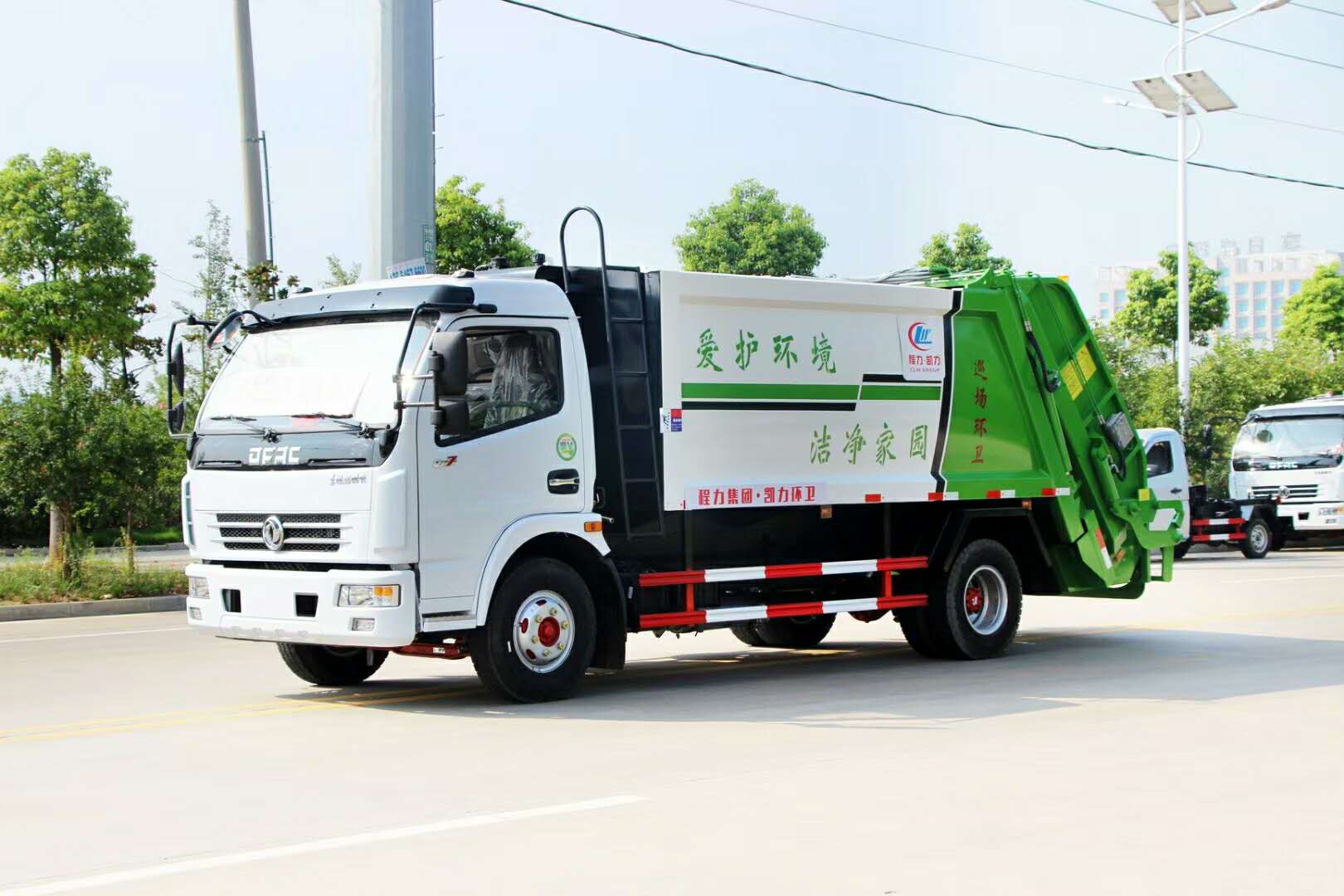 合肥东风d9压缩垃圾车价格 军工品质 终生保修