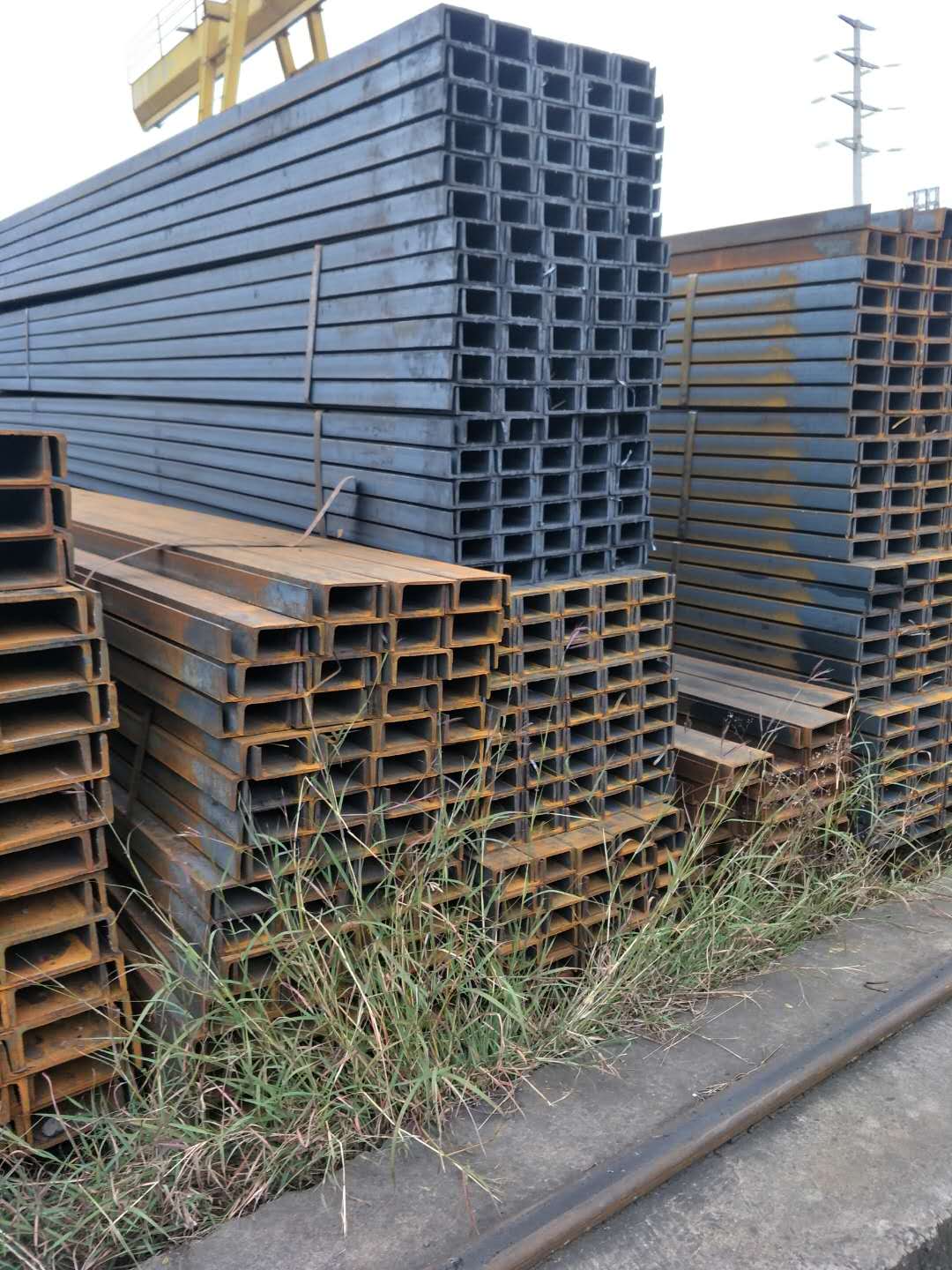 槽钢哪里卖 槽钢价位 厂家直销 高服务