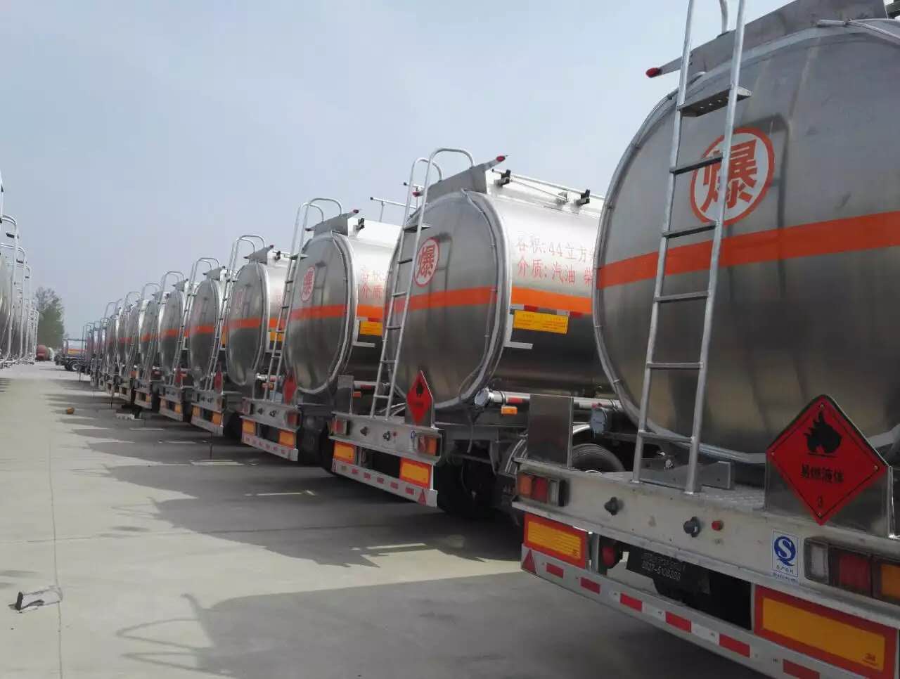 食用油罐车运输 湖南油罐车