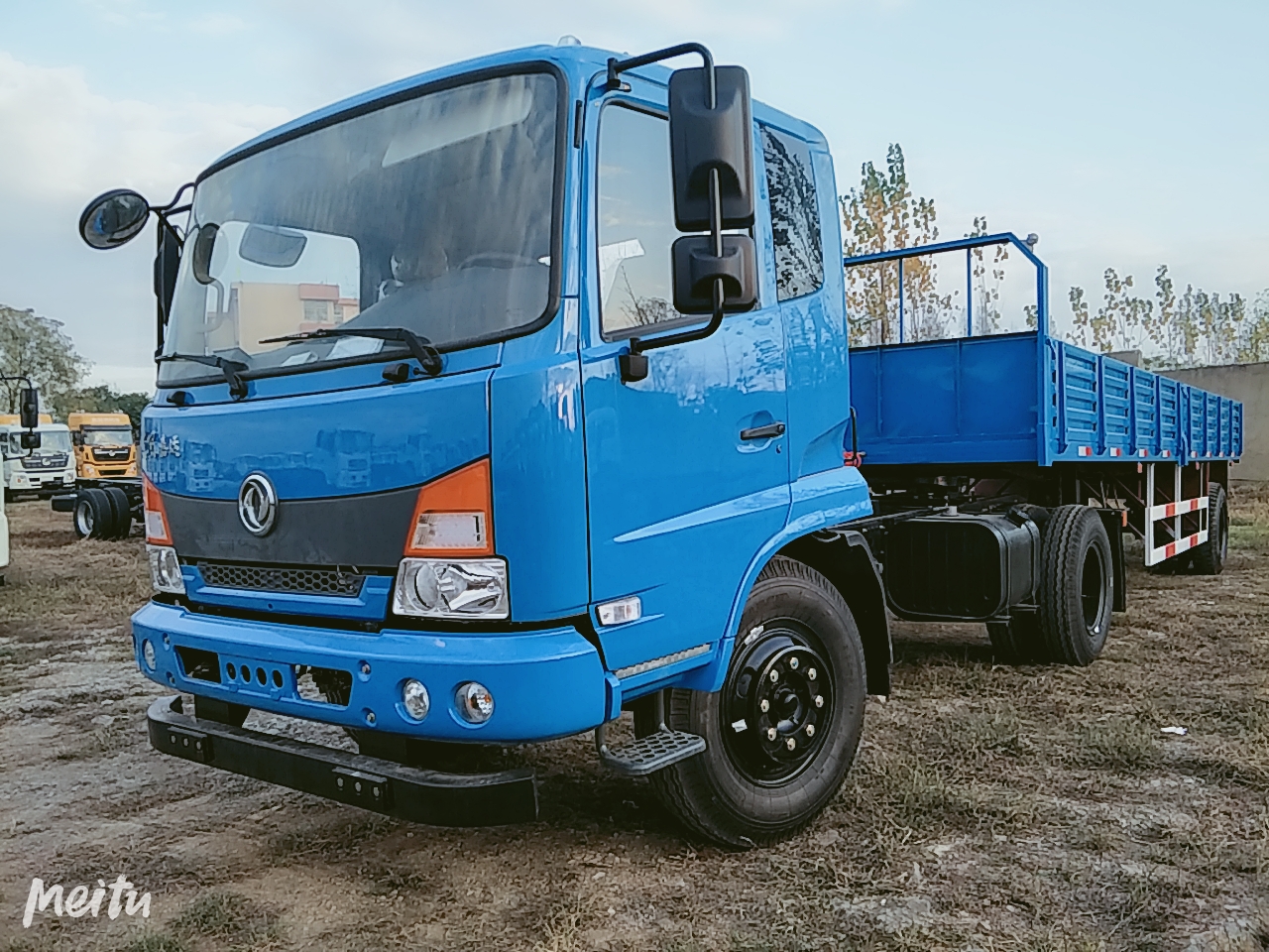 12米东风嘉运半挂牵引教练车多少钱 天锦半挂牵引教练车